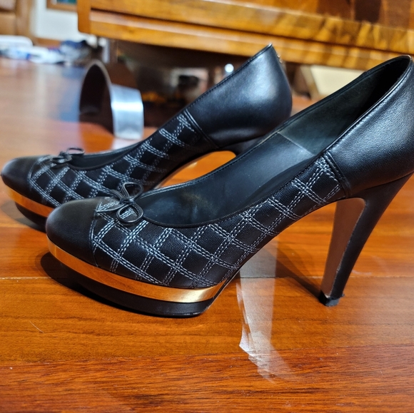 CHANEL Platform  Leather Heels - 39.5 - Picture 5 of 9